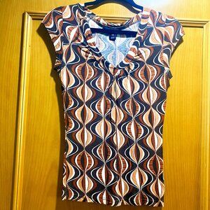 Vintage Retro-Print European V-Neck Cap-Sleeve Tee by H&M (Size XS)